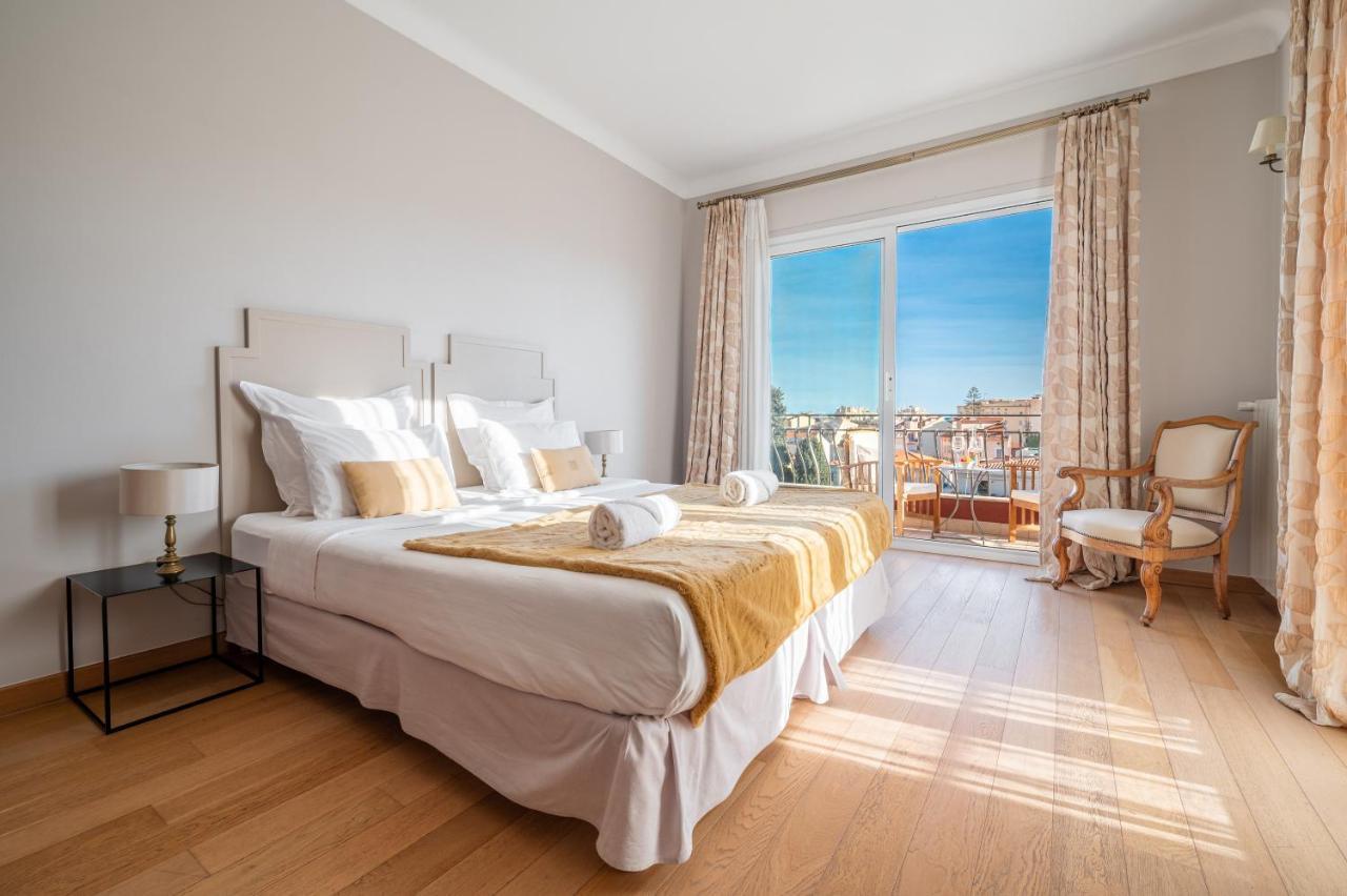 La Fabrique A Poupees - Chambres Et Appartements De Charme Au Coeur De ม็องตง ภายนอก รูปภาพ