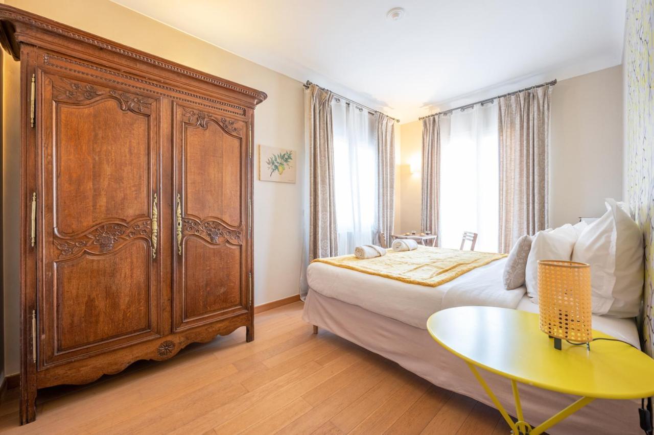 La Fabrique A Poupees - Chambres Et Appartements De Charme Au Coeur De ม็องตง ภายนอก รูปภาพ