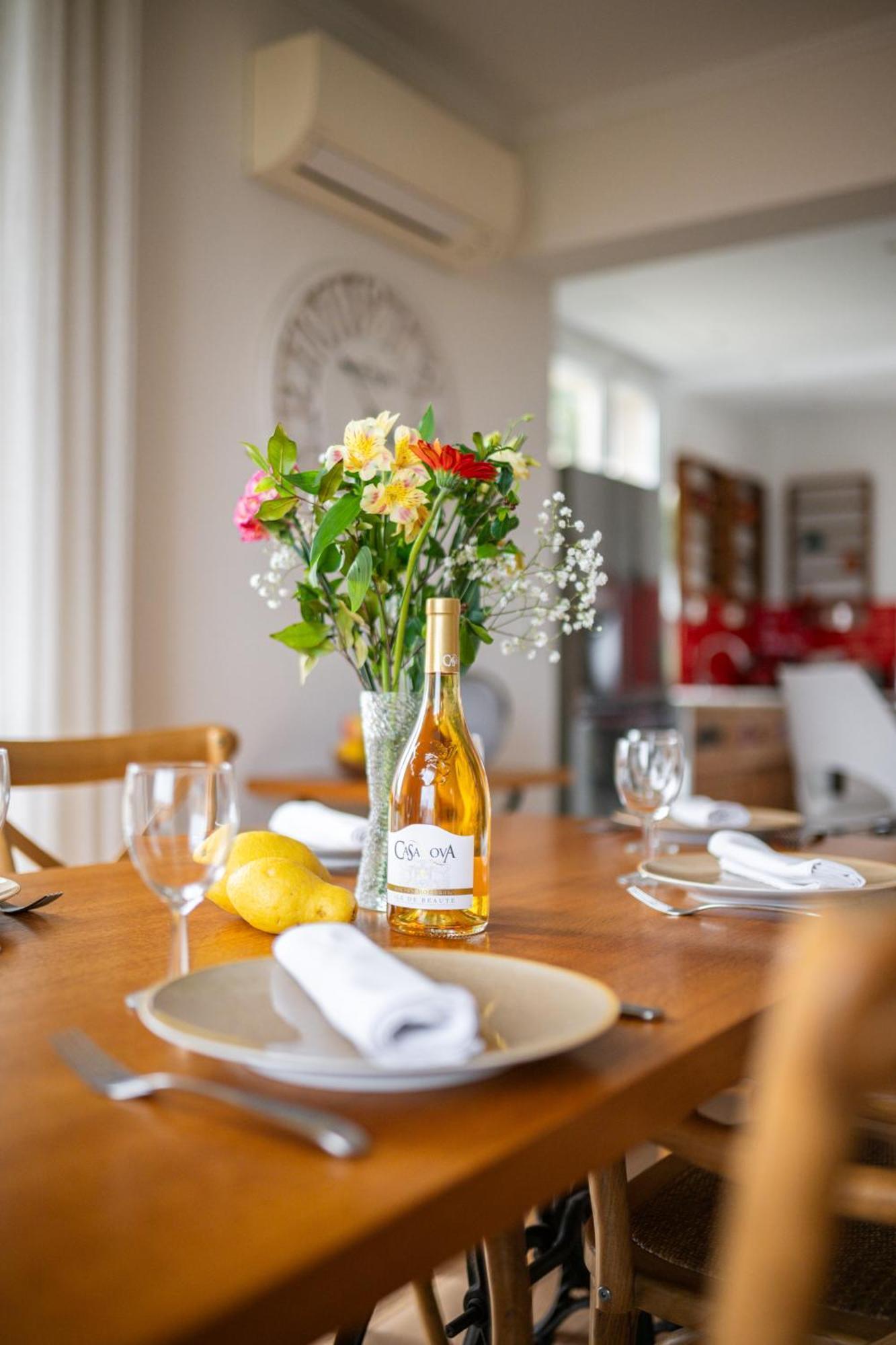 La Fabrique A Poupees - Chambres Et Appartements De Charme Au Coeur De ม็องตง ภายนอก รูปภาพ