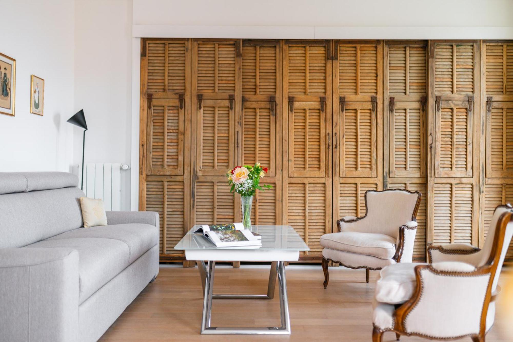 La Fabrique A Poupees - Chambres Et Appartements De Charme Au Coeur De ม็องตง ภายนอก รูปภาพ