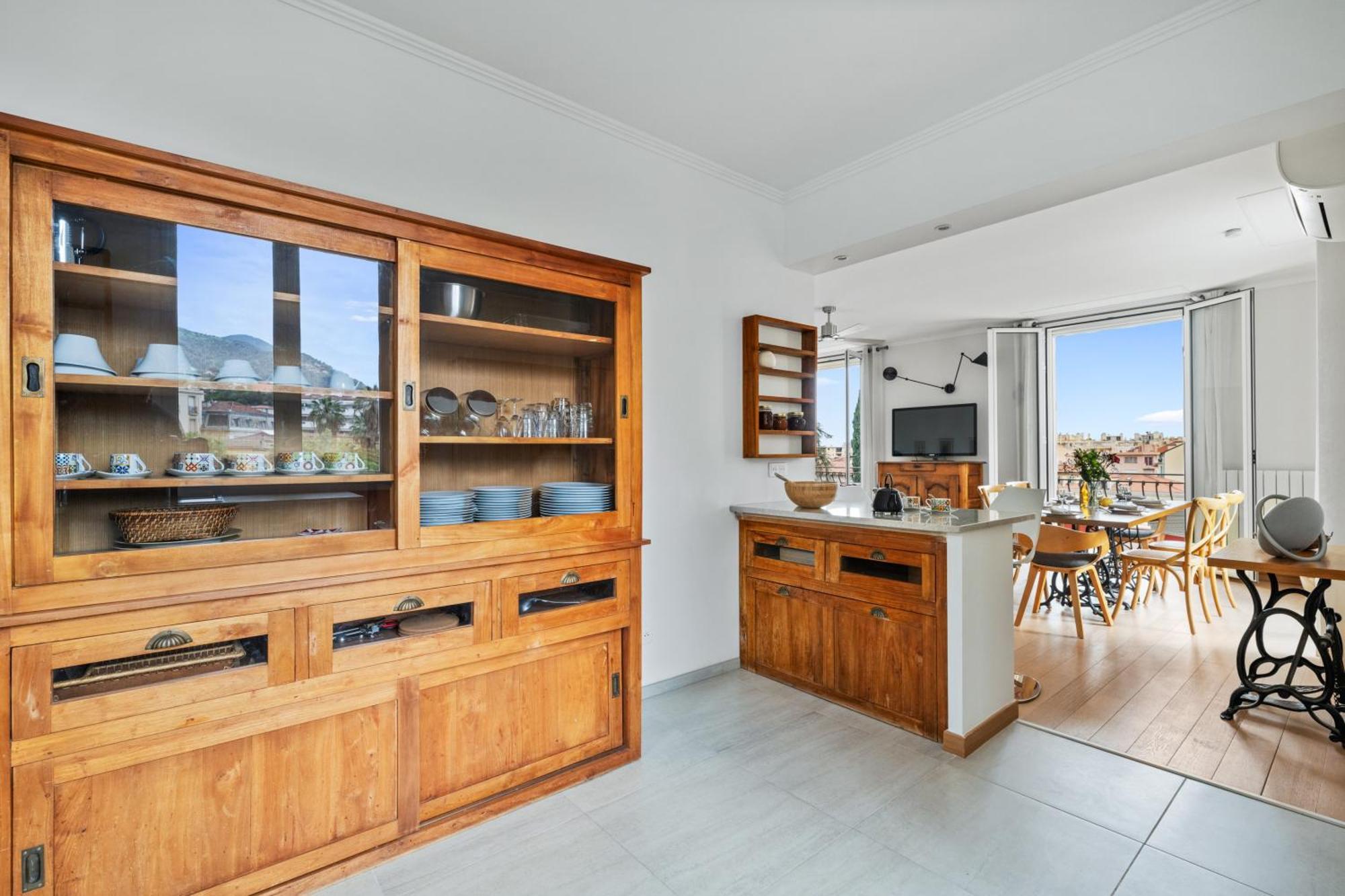 La Fabrique A Poupees - Chambres Et Appartements De Charme Au Coeur De ม็องตง ภายนอก รูปภาพ